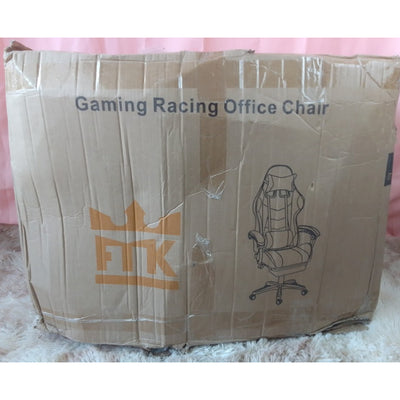 HUMBLE Gaming Chair with Footrest